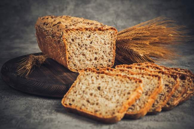 Roti Gandum untuk Diet, Inilah Fakta Menarik dan Tips Mengonsumsinya - Alodokter