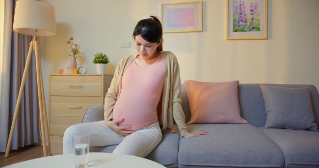 5 Hal yang Tidak Boleh Dilakukan Saat Bayi Sudah Masuk Panggul - Alodokter