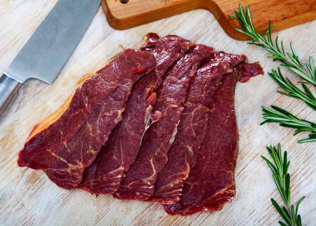 Daging Kuda, Inilah Kandungan Nutrisi dan Manfaatnya bagi Kesehatan - Alodokter