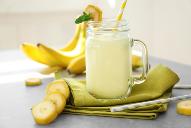 Susu Pisang, Ini Ragam Manfaat dan Tips Mengonsumsinya - Alodokter