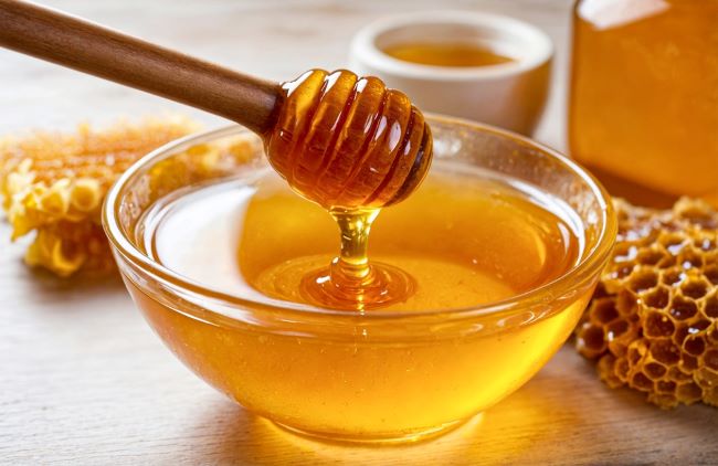 Manfaat Madu untuk Buka Puasa yang Semanis Rasanya - Alodokter