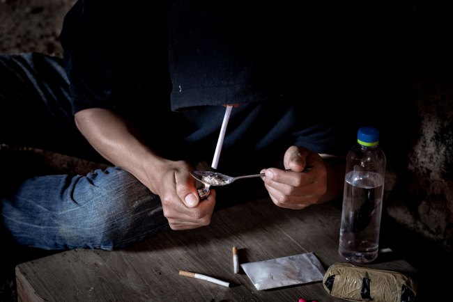 Relapse, Kenali Pemicu, Tahapan Gejala, dan Cara Menghadapinya - Alodokter