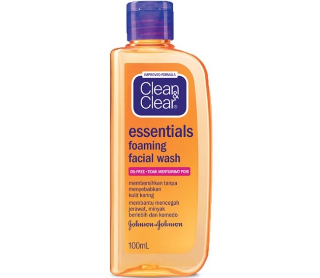 8 Pembersih Wajah yang Bagus untuk Membersihkan Kulit - Alodokter