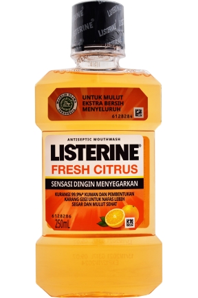 8 Obat Kumur Terbaik untuk Kesehatan Mulut - Alodokter