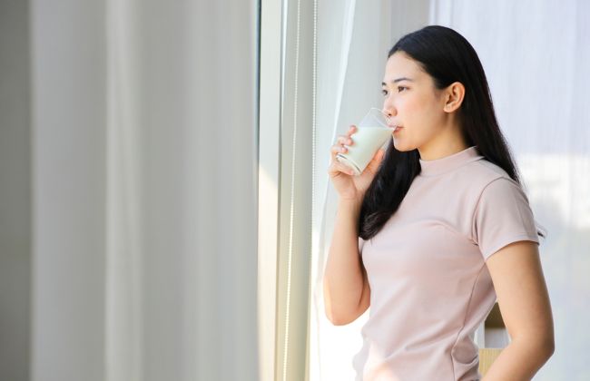 Susu Penyubur Kandungan agar Cepat Hamil, Apakah Efektif? - Alodokter