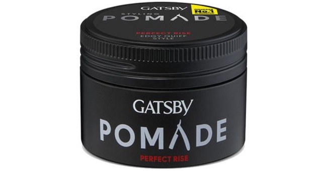 6 Minyak Rambut Pria agar Terlihat Basah dan Lemas - Alodokter