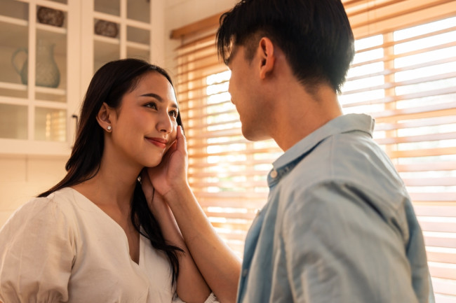 Low Maintenance Relationship, Bukti Hubungan Minim Drama Bisa Tetap Hangat - Alodokter