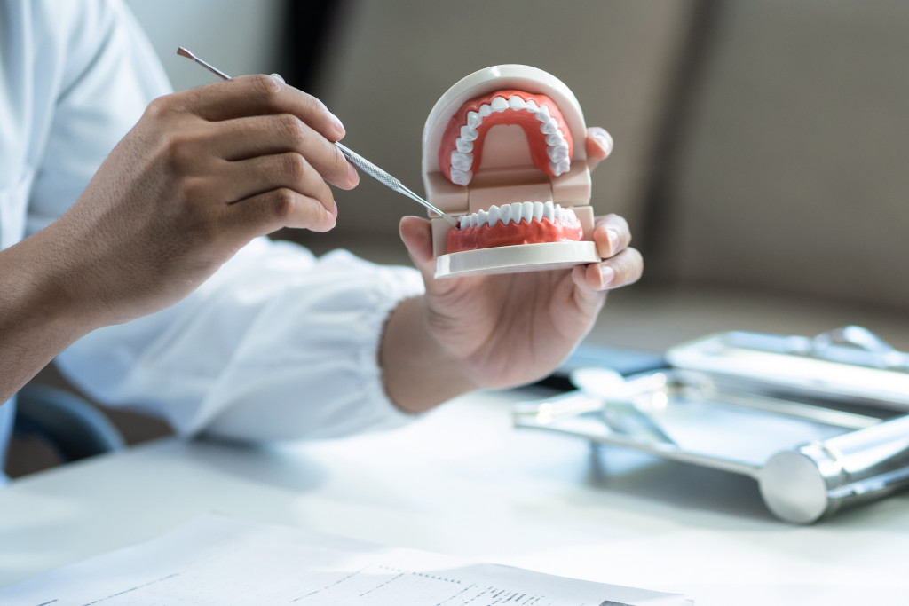 Perbedaan Gigi Susu dan Gigi Permanen yang Penting untuk Diketahui - Alodokter