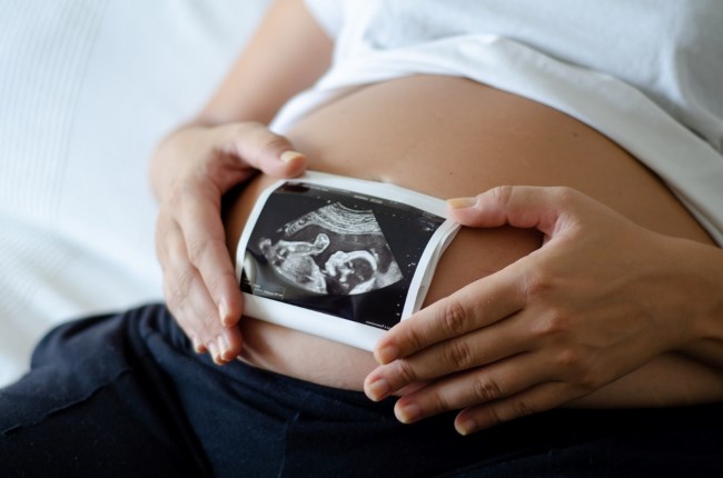 Berat Janin 32 Minggu dan Tips Menjaga agar Tetap Ideal - Alodokter