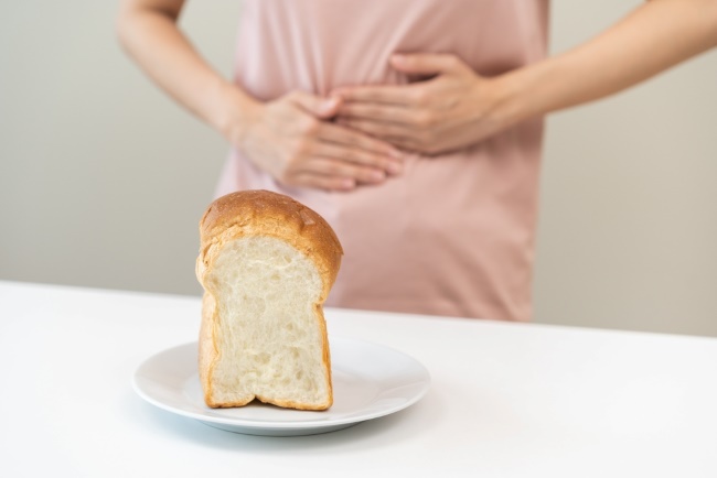 Sakit Perut karena Intoleransi Makanan, Kenali Gejala dan Penanganannya - Alodokter