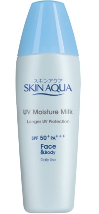 8 Sunblock Wajah Terbaik dan Ampuh Menghalau Sinar UV - Alodokter