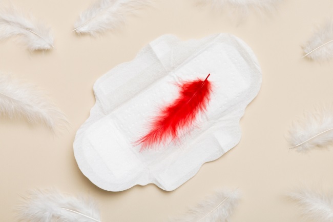 Keluar Darah Saat Hamil 2 Bulan tapi Tidak Sakit, Apakah Berbahaya? - Alodokter