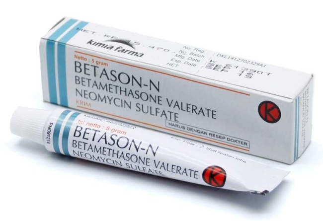 6 Obat Gatal Kulit Kepala di Apotik yang Ampuh - Alodokter