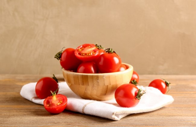 Tomat Buah atau Sayur, Ini Penjelasannya - Alodokter