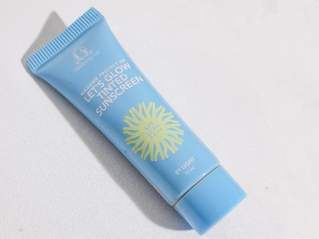 11 Sunscreen Terbaik untuk Berbagai Jenis Kulit - Alodokter