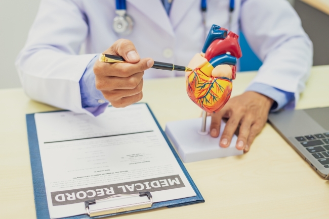 Dokter Spesialis Jantung dan Pembuluh Darah Terbaik di Jakarta Pusat - Alodokter