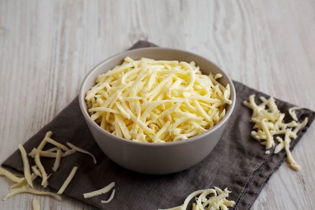 Keju Mozzarella, Si Lumer Gurih yang Punya Banyak Manfaat - Alodokter