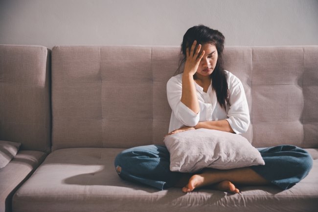 Mengenal Distimia, Depresi Ringan yang Berkepanjangan - Alodokter