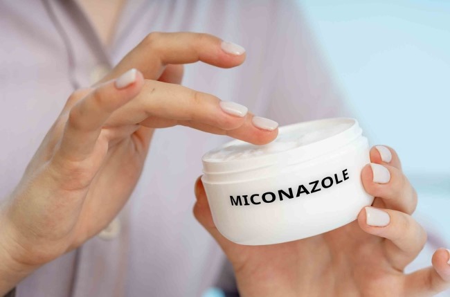 Miconazole Nitrate untuk Miss V, Apakah Aman? - Alodokter