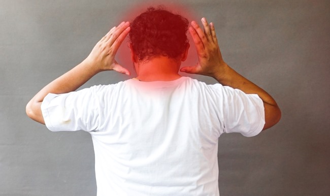 Sakit Kepala Bagian Belakang dan Mual, Ketahui Penyebab dan Cara Mengatasinya - Alodokter