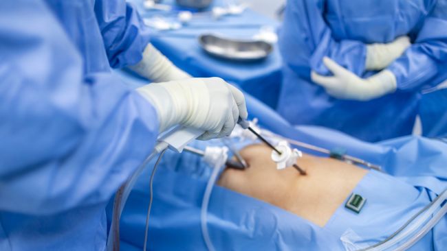 Dokter Spesialis Bedah Terbaik di Jakarta Timur - Alodokter