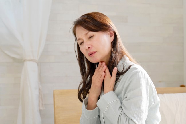 Bangun Tidur Tenggorokan Sakit, Kenali Penyebab dan Cara Mengatasinya - Alodokter