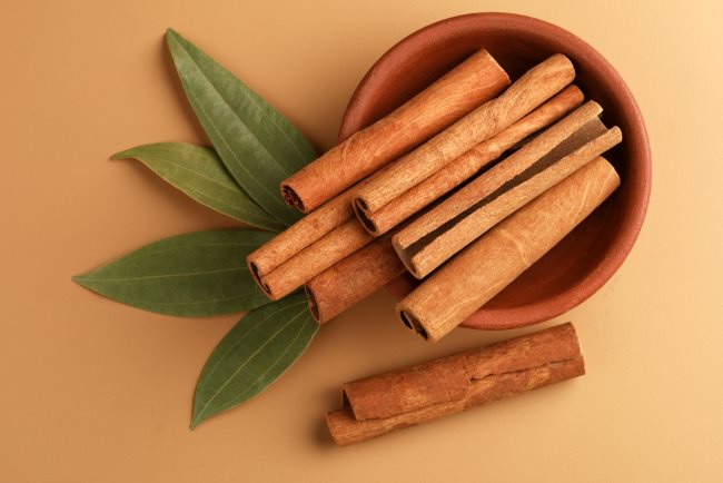 5 Khasiat Kayu Manis untuk Pria yang Jarang Diketahui - Alodokter