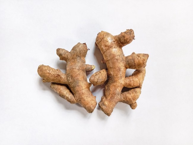 Perbedaan Kunyit Putih dan Temu Putih, Apakah Ada? - Alodokter