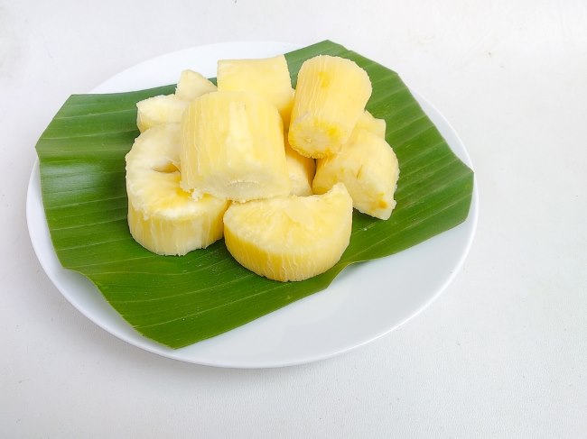 Ini Kalori Singkong Rebus dan Tips Mengonsumsinya - Alodokter