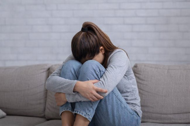 Mood Disorder, Kenali Gejala, Penyebab, dan Penanganannya - Alodokter