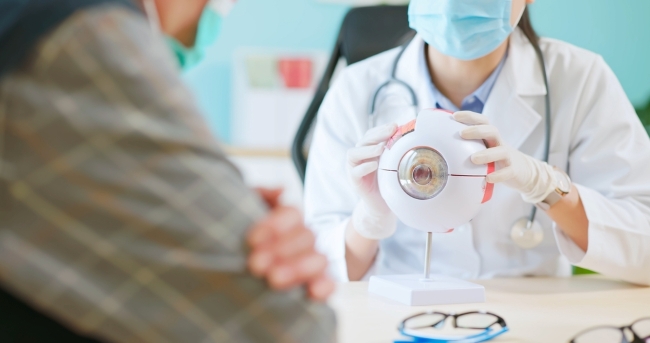 Dokter Spesialis Mata Terbaik di Semarang - Alodokter