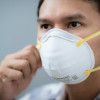 Efikasi Masker Bedah dan Masker Respirator N95 untuk Mencegah Infeksi Saluran Pernapasan pada Tenaga Medis