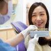 Efikasi dan Keamanan Dental Bleaching pada Dewasa
