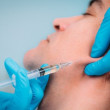 Meminimalkan Risiko Komplikasi Akibat Injeksi Dermal Filler