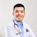 dr. Michael Dwinata