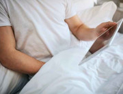 Rus ayolining katta kokraklari Mening sevimli mushuk shou suratim