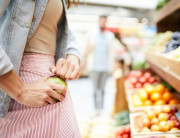 Ayollar uchun intim tatuirovka U meni mushuk yalab ruxsat va tugatdi.