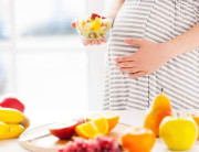 5 Buah Tinggi Asam Folat yang Baik untuk Ibu Hamil