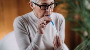 Tes Saliva untuk Menegakkan Diagnosis COVID-19