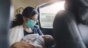 Vaksinasi COVID-19 Pada Ibu Menyusui Dan Respons Imun Bayi
