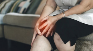 Efikasi dan Keamanan Glukosamin dan Kondroitin untuk Osteoarthitis - Telaah Jurnal Alomedika