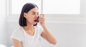Ciclesonide Inhalasi dan Intranasal untuk Terapi COVID-19 – Telaah Jurnal Alomedika