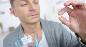 Vitamin D untuk Mencegah Eksaserbasi PPOK – Telaah Jurnal Alomedika