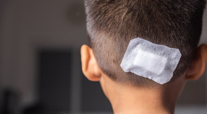 Melatonin pada Anak dengan Gejala Pasca Konkusi – Telaah Jurnal Alomedika