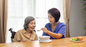 Tata Laksana Nutrisi pada Sarcopenia Usia Lanjut