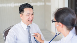 Dilema Menangani Rekan Sejawat