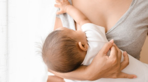 Efek Durasi dan Intensitas Menyusui terhadap Risiko Penyakit Jantung Koroner dan Stroke pada Ibu – Telaah Jurnal Alomedika