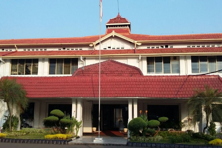 35 Gambar Rumah Sakit Pelni Terbaru Koleksi Gambar Rumah Terlengkap