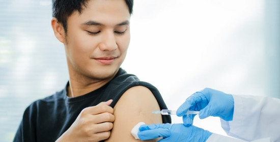 Perlu Tidaknya Vaksinasi HPV pada Laki-laki