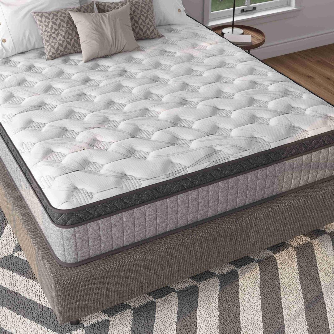 Daily Habits That Keep Your Mattress Clean in Singapore (Simple Routine That Works)